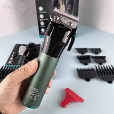 ریش تراش وی جی ار مدل V-677