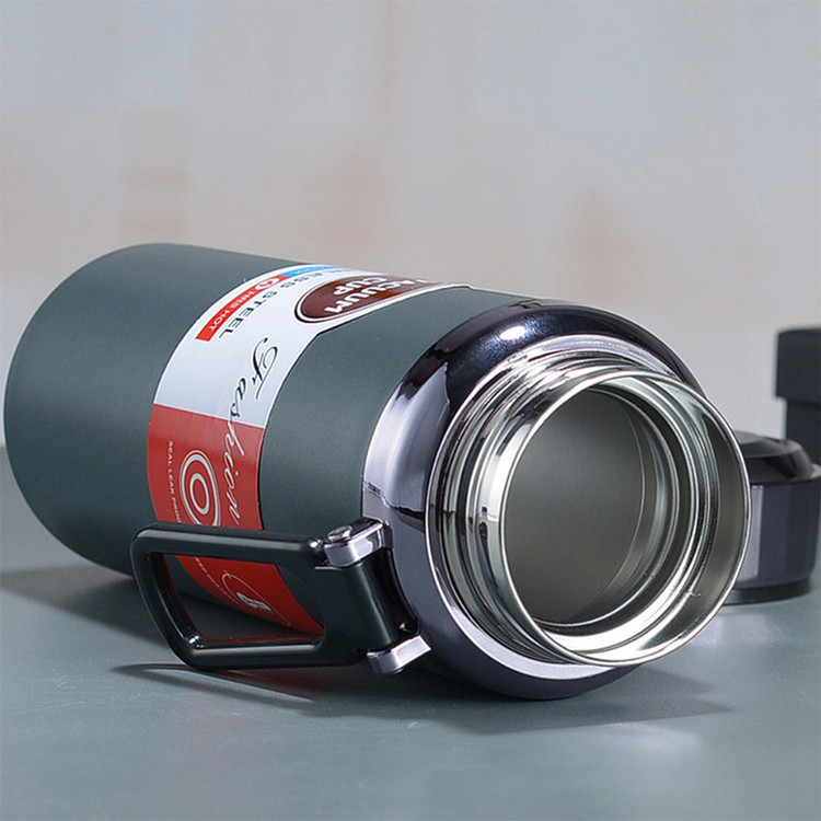 فلاسک مدل در الماسی کد VACUUM CUP گنجایش 0.800 لیتر