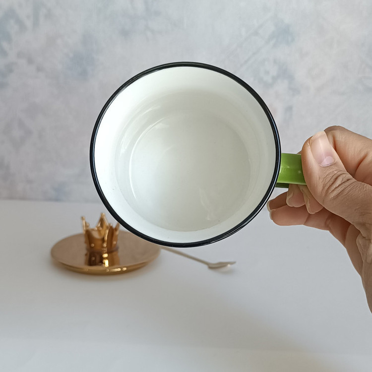 ماگ مدل تاج دار
