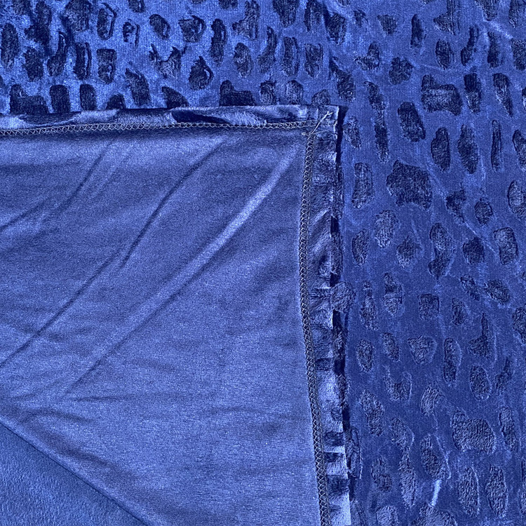 پتو مسافرتی 1 نفره شایسته مدل فایپکو اسکارلت مخمل سنگی سایز 155x200 سانتیمتر